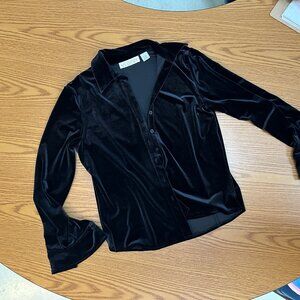 ✨ VINTAGE VS SPORT ✨ Midnight Velvet Button-Down | Chic & Luxe: Sz L